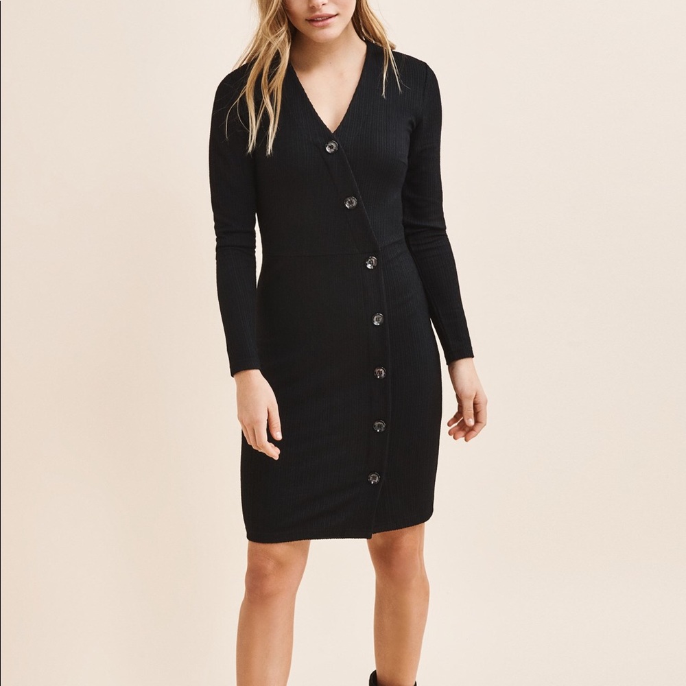 Bodycon button front dress **must go!**